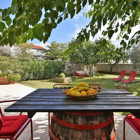 House Monteci 1378 Galižana