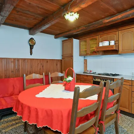 House Monteci 1378 Casa vacanze Galižana