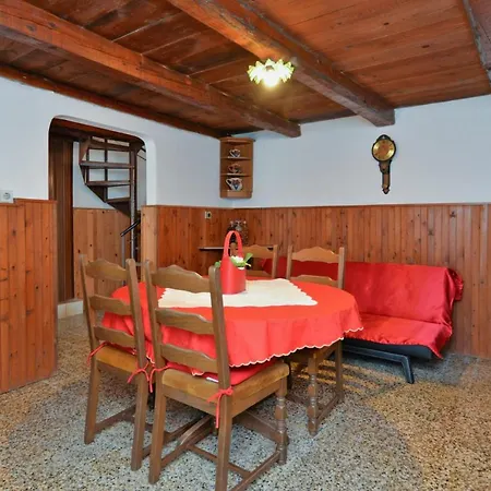 House Monteci 1378 Galižana